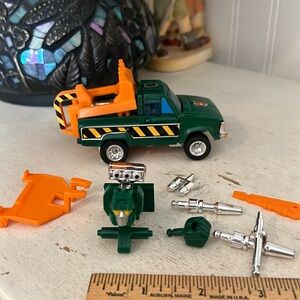 G1 1982 Takara Hasbro Autobot Transformer hoist tow truck